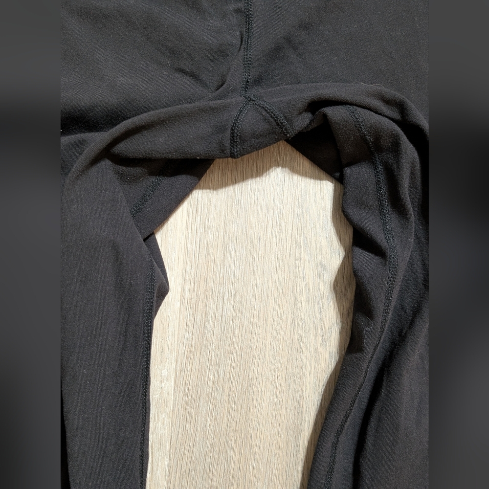 Lululemon Black Drawstring Pants - 6 - Preloved - Picture 6 of 9